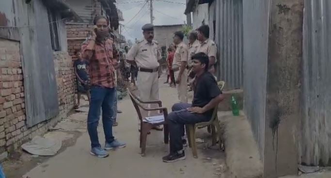 अवैध संबंध के शक में पत्नी को उतारा मौत के घाट, थाने में जाकर पति ने किया सरेंडर