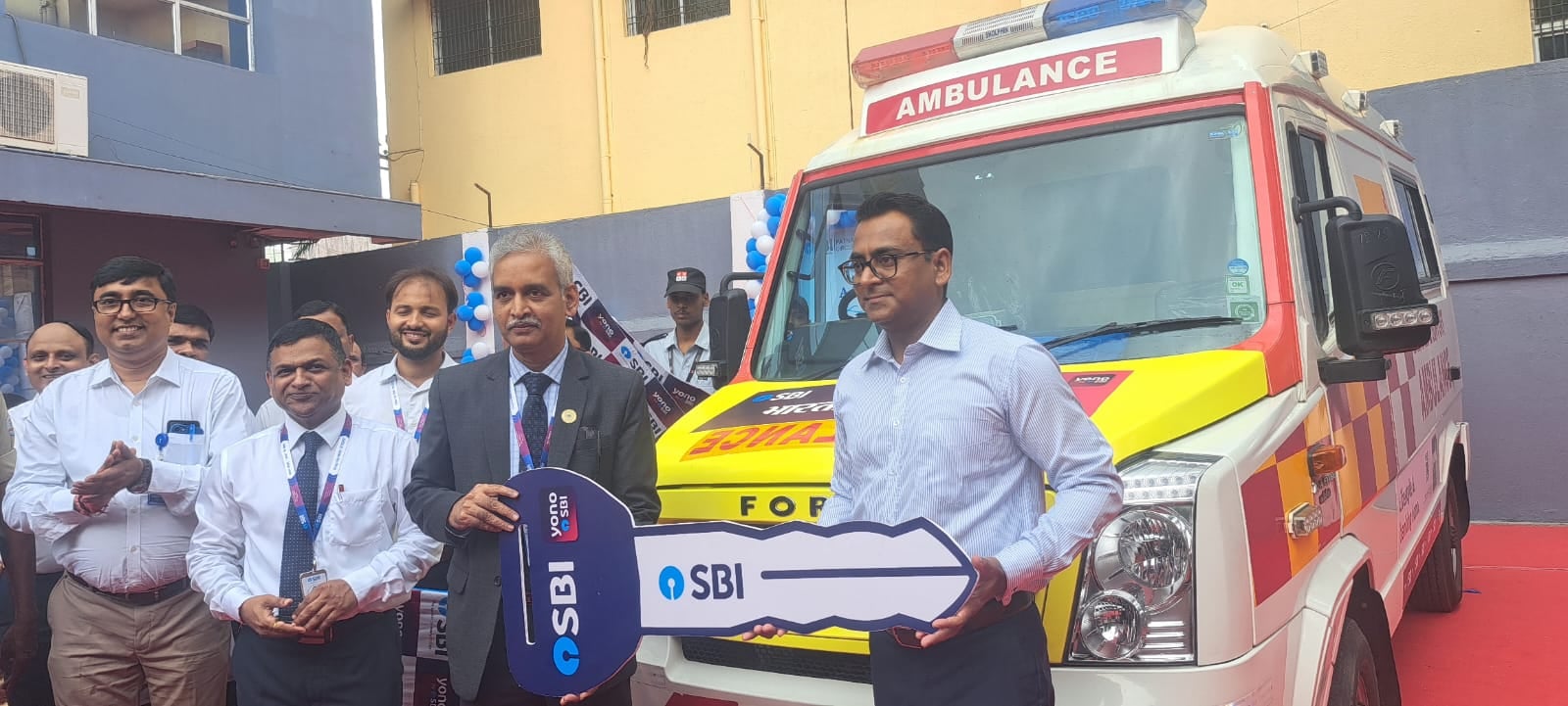 श्रावणी मेला में बाबा मंदिर को मिला एक अत्याधुनिक एम्बुलेंस, पढ़िये किसको मिलेगा लाभ