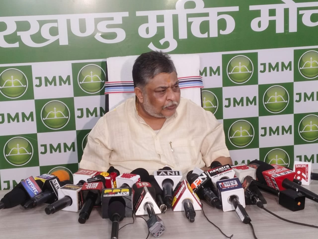 विभाजन की ओर बढ़ रहा झारखंड, बांग्लादेशी घुसपैठ का मुद्दा बना कर आपस में फूट डालना चाह रही भाजपा: जेएमएम