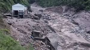 Cloud Burst in Himachal: शिमला में बादल फटने से भारी तबाही के बीच झारखंड के चार प्रवासी मजदूर लापता