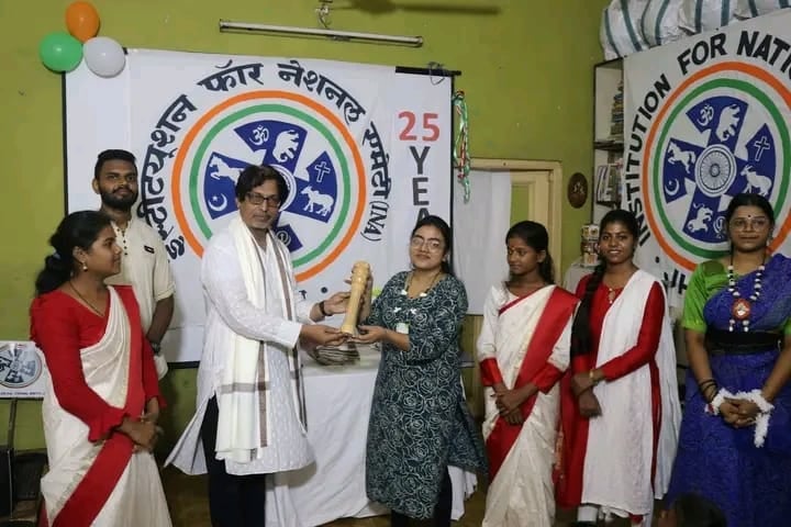 झरिया के  सामाजिक संगठन  के रजत जयंती समारोह में पहुंचे विदेशी अतिथि, पढ़िए डिटेल्स