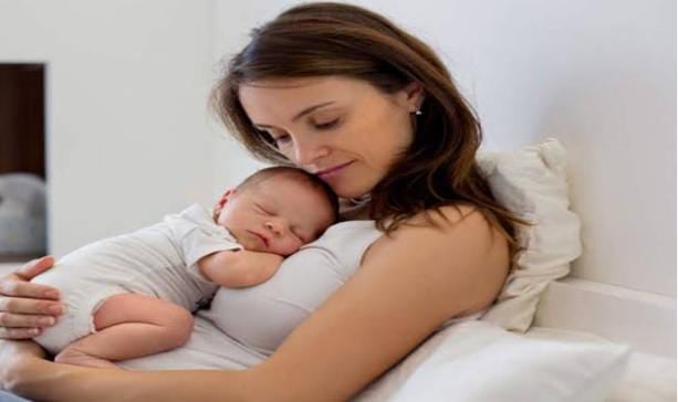 World Breastfeeding Week:नयी मां को नहीं बन रहा है ब्रेस्टमिल्क, भूख से रो रहा है शिशु, तो अपनायें ये पांच तरीके