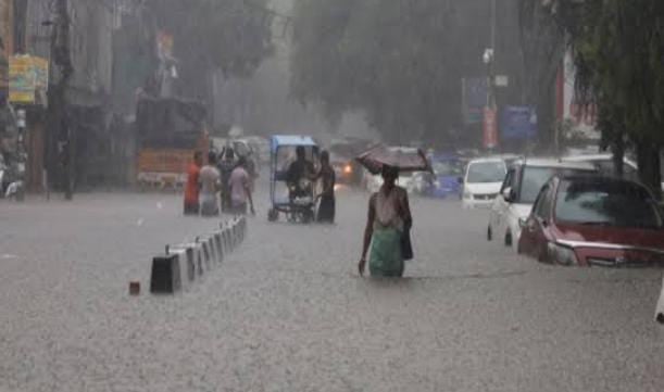 Weather Alert:झारखंड में प्रचंड रूप से असर दिखेगा साइक्लोनिक सर्कुलेशन!आज इन जिलों में गरज के साथ होगी मूसलाधार बारिश