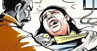 Crime News : मायके गई पत्नी को घर बुलाकर शराबी पति ने उतारा मौत के घाट, पुलिस कर रही मामले की जांच