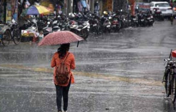 Weather Alert: झारखंड में एक बार फिर मानसून हुआ सक्रिय,आज राज्य के 11 जिलों में मूसलाधार बारिश की संभावना