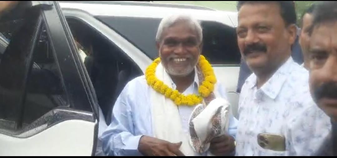 झारखंड की राजनीति में नया अध्याय लिखेंगे चंपई सोरेन! कहा थोड़ा इंतजार करिए एक सप्ताह में साफ हो जाएगा फैसला
