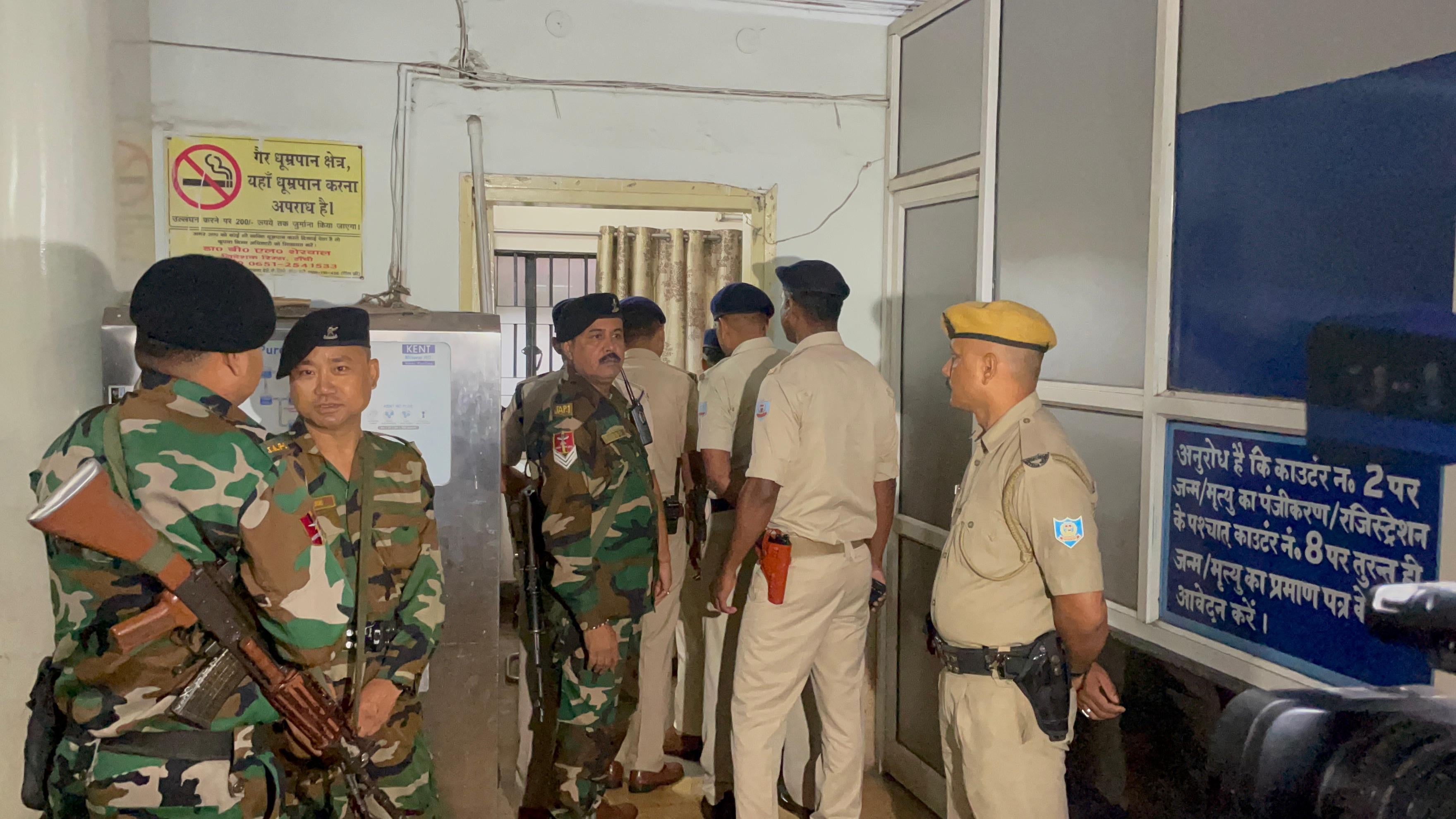 दरोगा हत्याकांड: दरोगा के हत्यारे को नहीं ढूंढ पाई पुलिस, SI अनुपम की 22 दिन पहले हुई थी हत्या