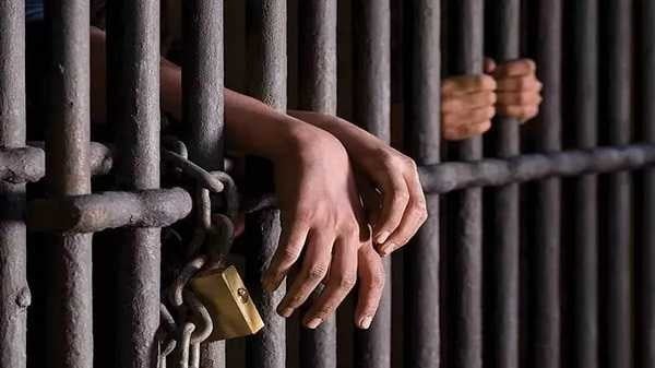 जेल में रहकर भी पुलिस के लिए सिरदर्द बन रहे झारखंड के 5 अपराधी,  कैद में रहकर भी बाहर चलाते हैं अपना गैंग