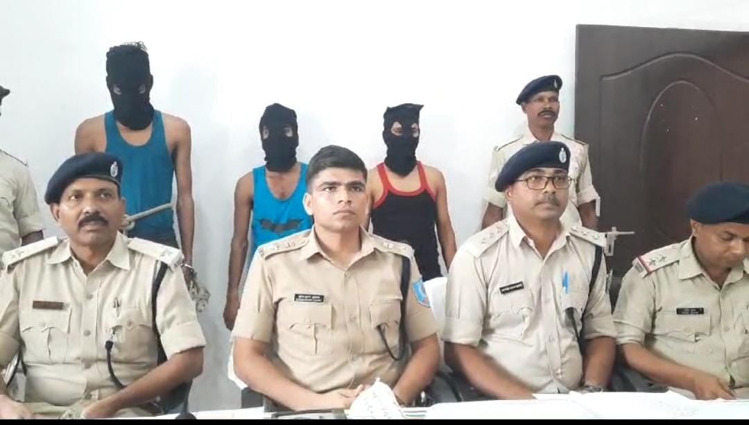 Saraikela Breaking: डॉ. बी मंडल हत्याकांड का सरायकेला पुलिस ने किया खुलासा, मामले में तीन आरोपी गिरफ्तार
