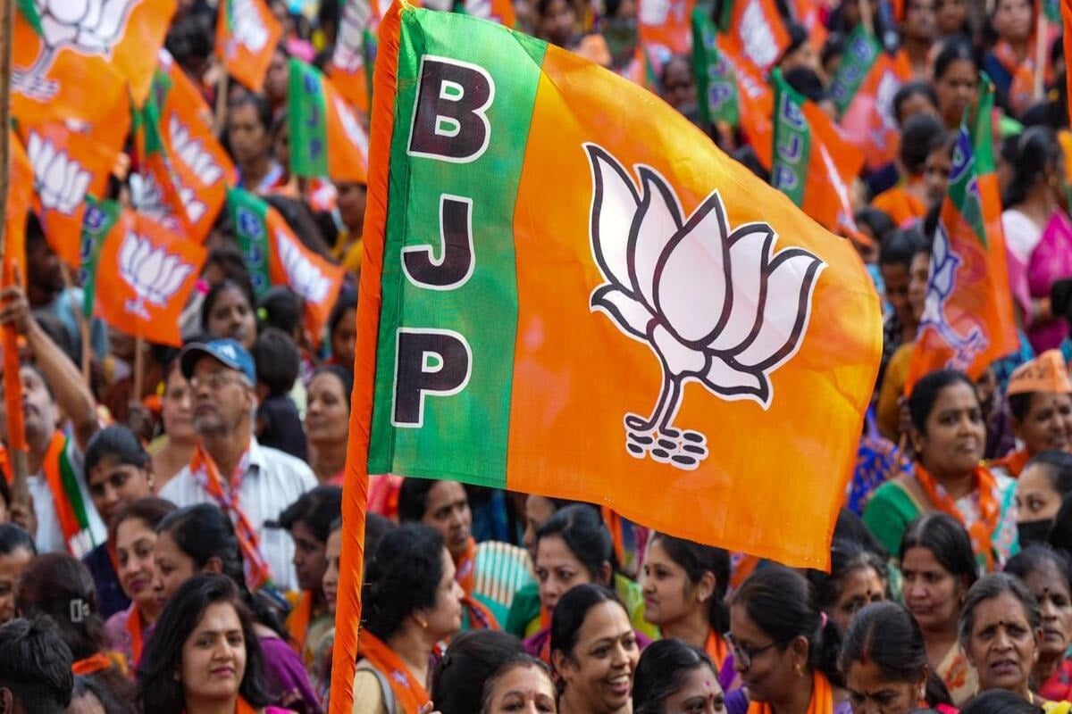 BJP POLITICS : कुल 16 विधानसभा का केंद्र क्यों होगा धनबाद, पढ़िए इस रिपोर्ट में