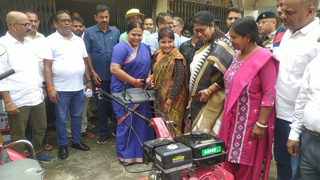 सिर्फ बातें ना करें कृषकों की आमदनी दुगुनी करने की बल्कि आमदनी बढ़ाने का मार्ग प्रसस्त करें: मंत्री दीपिका