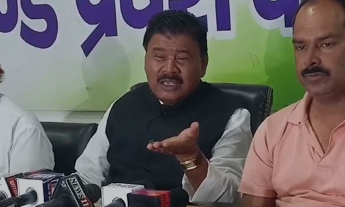 मइयां योजना को भुनाने में लगी कांग्रेस!15 विधानसभा क्षेत्र का रांची में होगा सम्मेलन