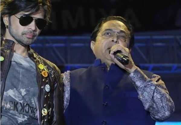 सिंगर हिमेश रेशमिया के पिता का मुंबई के अस्पताल में निधन, 87 की उम्र में ली अंतिम सांस