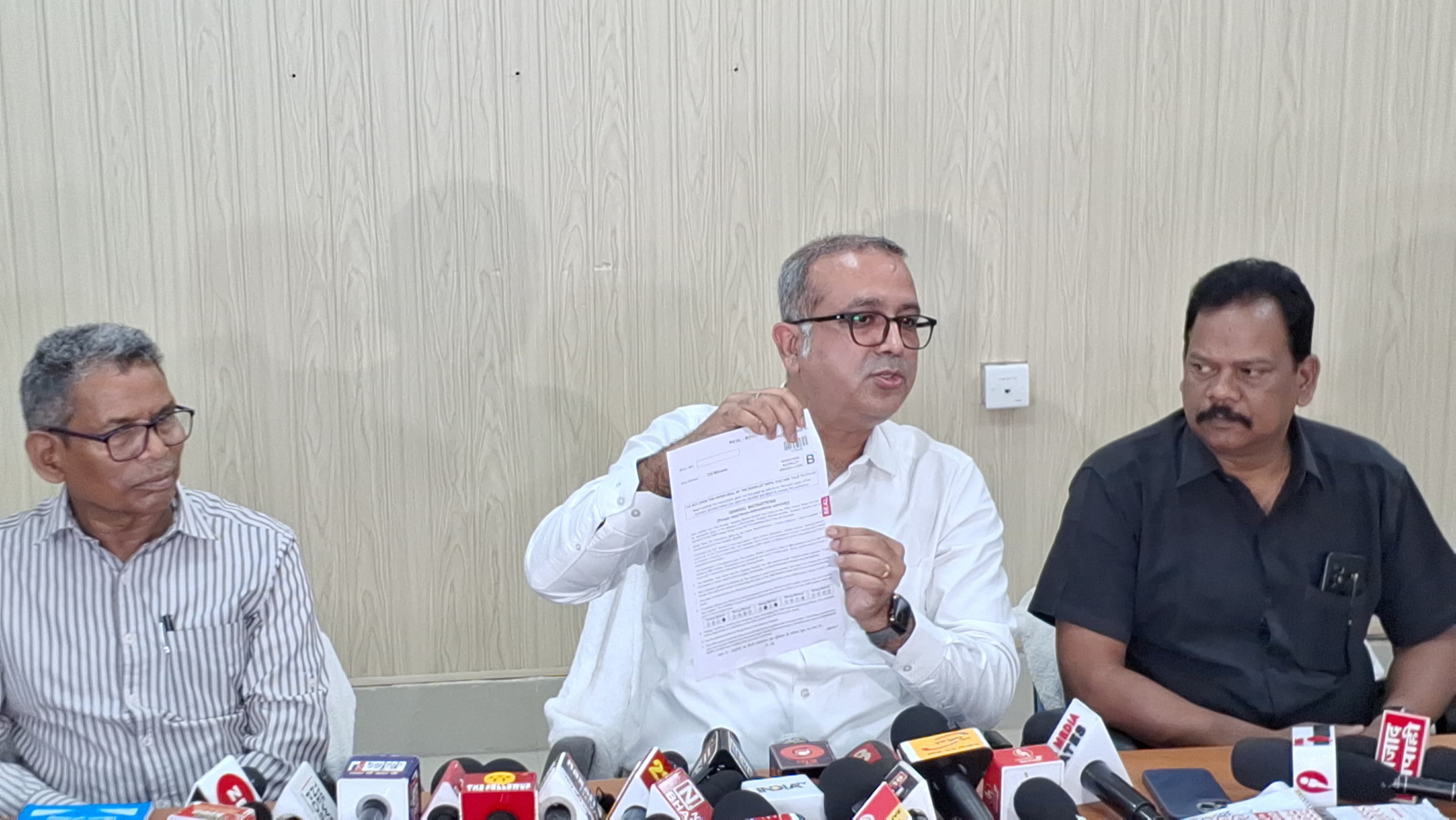 Breaking : JSSC CGL परीक्षा पर आयोग ने तोड़ी चुप्पी! स्वीकारा पेपर का सील हो सकता है खुला