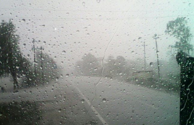 राज्य में मौसम ने बदला मिज़ाज़ , कई इलाकों में झमाझम  बारिश