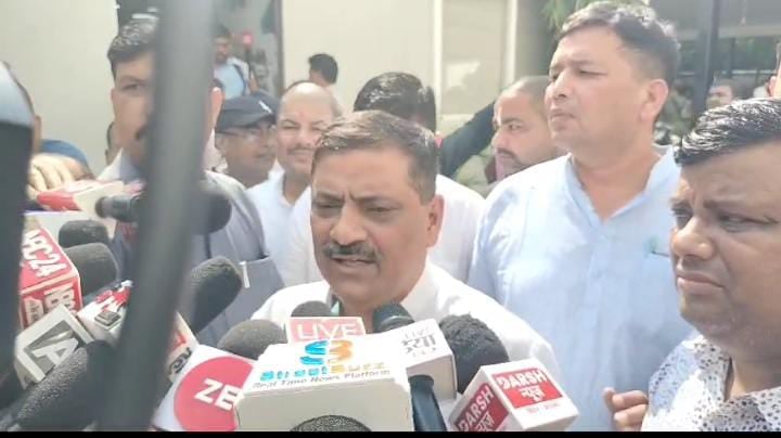 Bihar Politisc: 2025 में भी नीतीश कुमार ही होंगे बिहार के सीएम, जनता दल राज्य कार्यकारिणी की बैठक में कई महत्वपूर्ण प्रस्ताव पारित