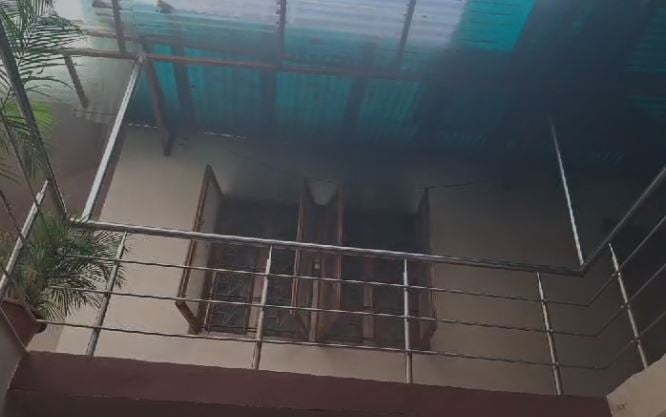 BREAKING NEWS: झारखंड भाजपा प्रदेश कार्यालय में लगी आग, मची अफरा-तफरी