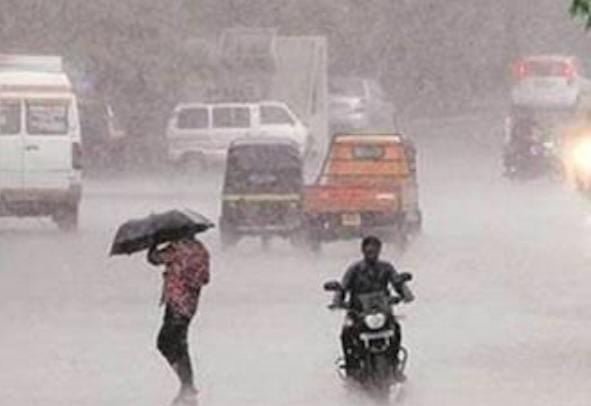 Weather News:झारखंड से कब विदाई लेगा मानसून? आज कोल्हान प्रमंडल के इन तीन जिलों में गरज के साथ बारिश की संभावना, येलो अलर्ट जारी
