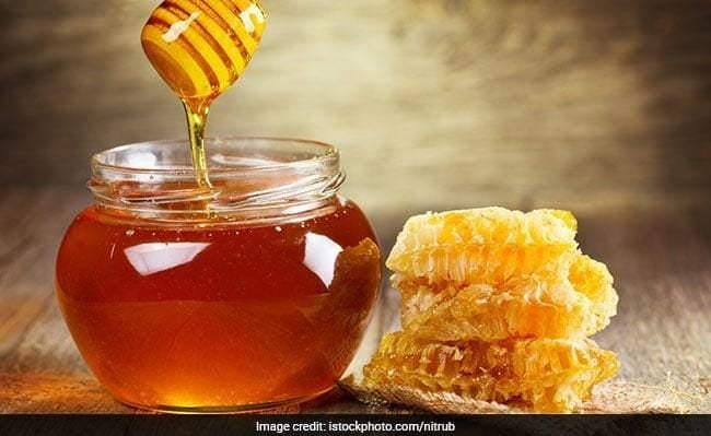 Health Tips: सर्दियों में रोजाना करें शहद का सेवन, इन सभी बीमारियों से रहेंगे दूर