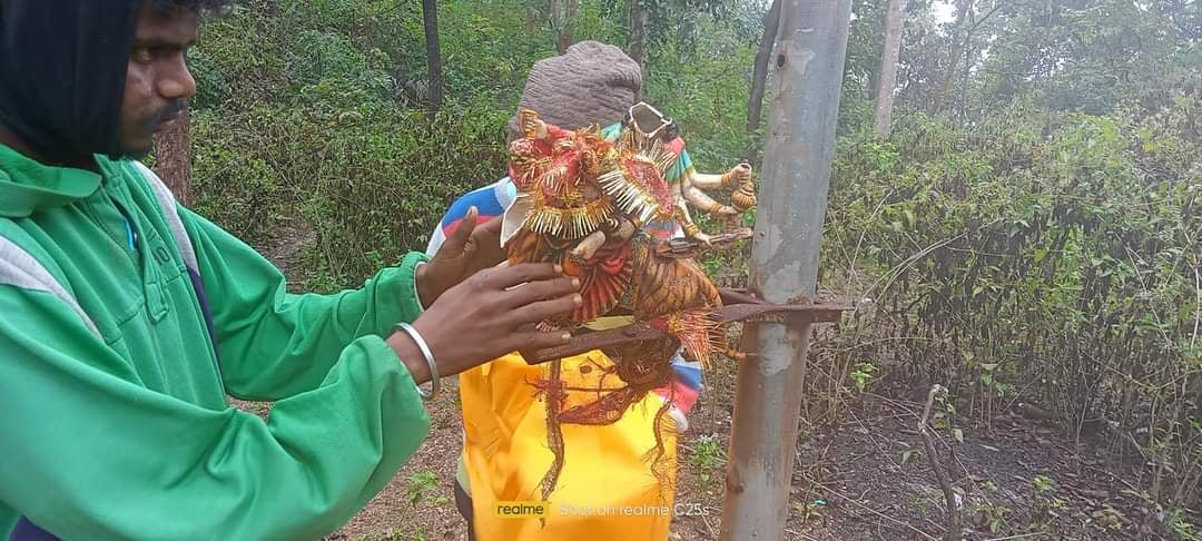 मंदिर के मूर्ति को अज्ञात लोगों ने किया खंडित, लोगों में आक्रोश