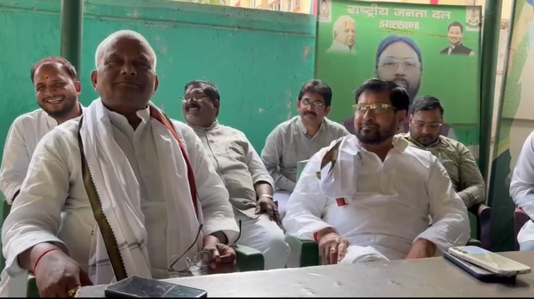 RJD के विधायकों ने बैठक में क्या लिया फैसला, जानिए लालू यादव का संदेश