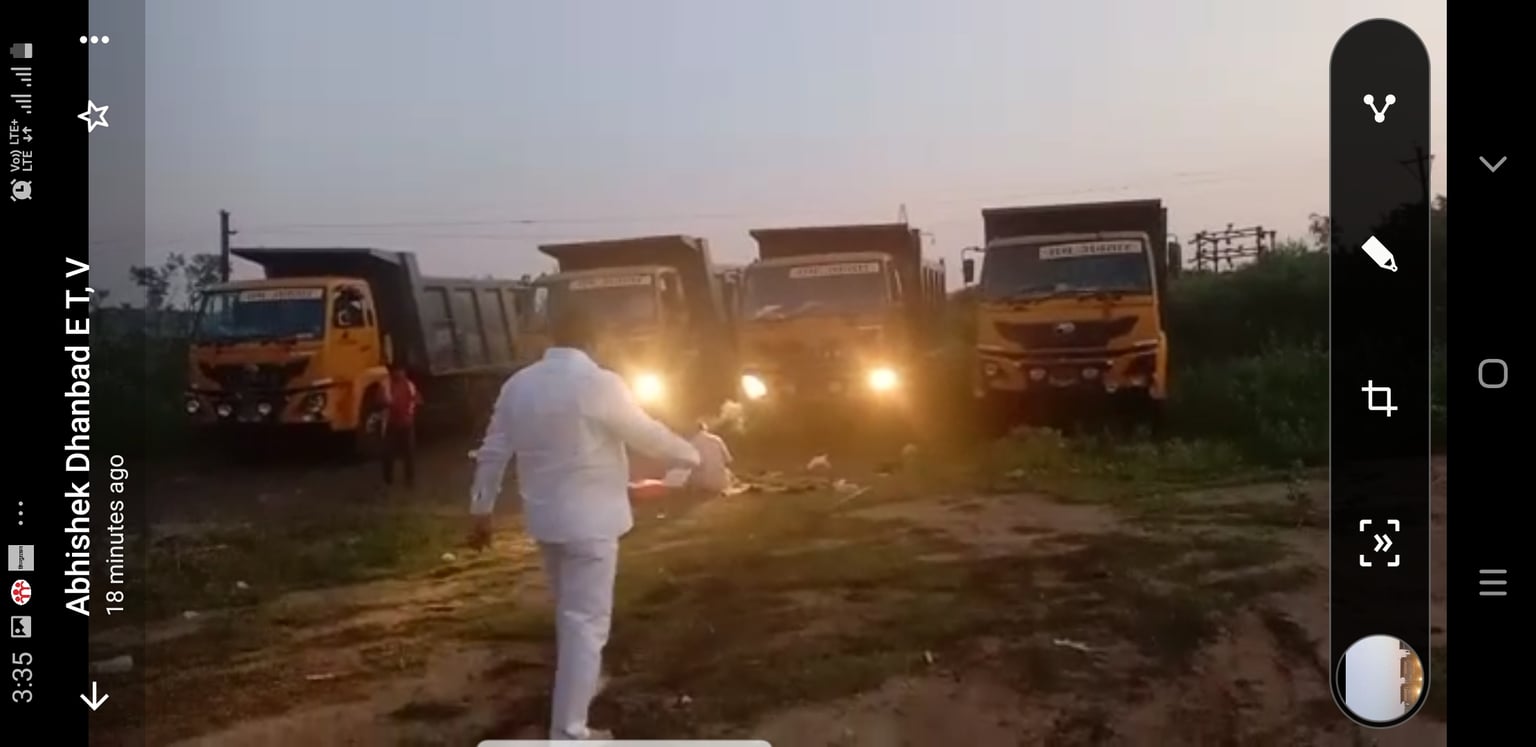 कनकनी कोलफील्ड  में गोलियों  की तड़तड़ाहट और बम  के धमाके के बाद दहशत में कोयलांचल