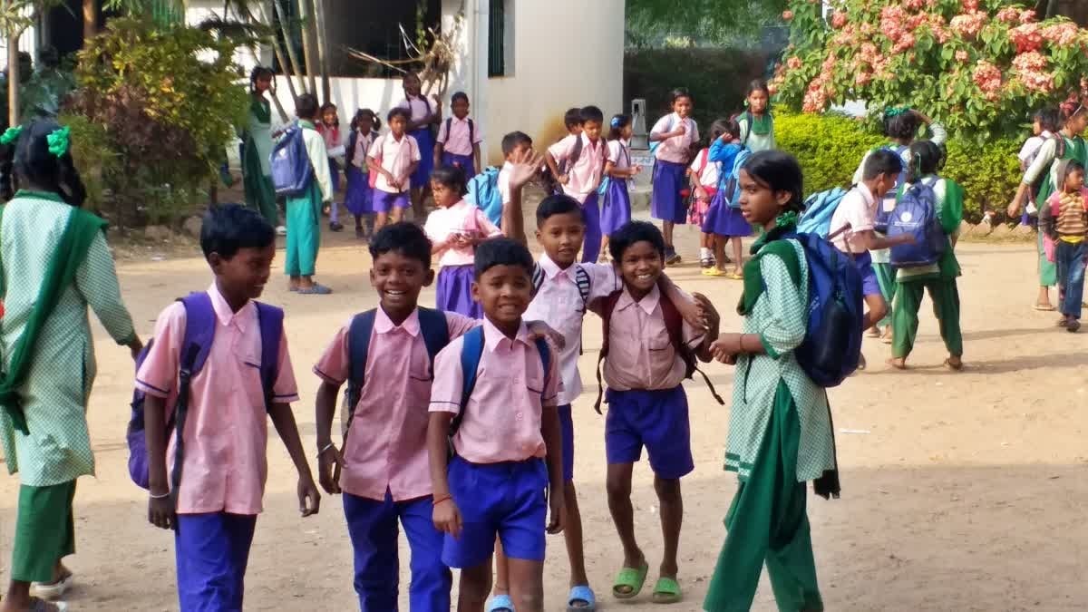 सवाल: तमाम कोशिशों के बावजूद झारखंड में आखिर क्यों बढ़ती जा रही ड्रॉप आउट बच्चों की संख्या