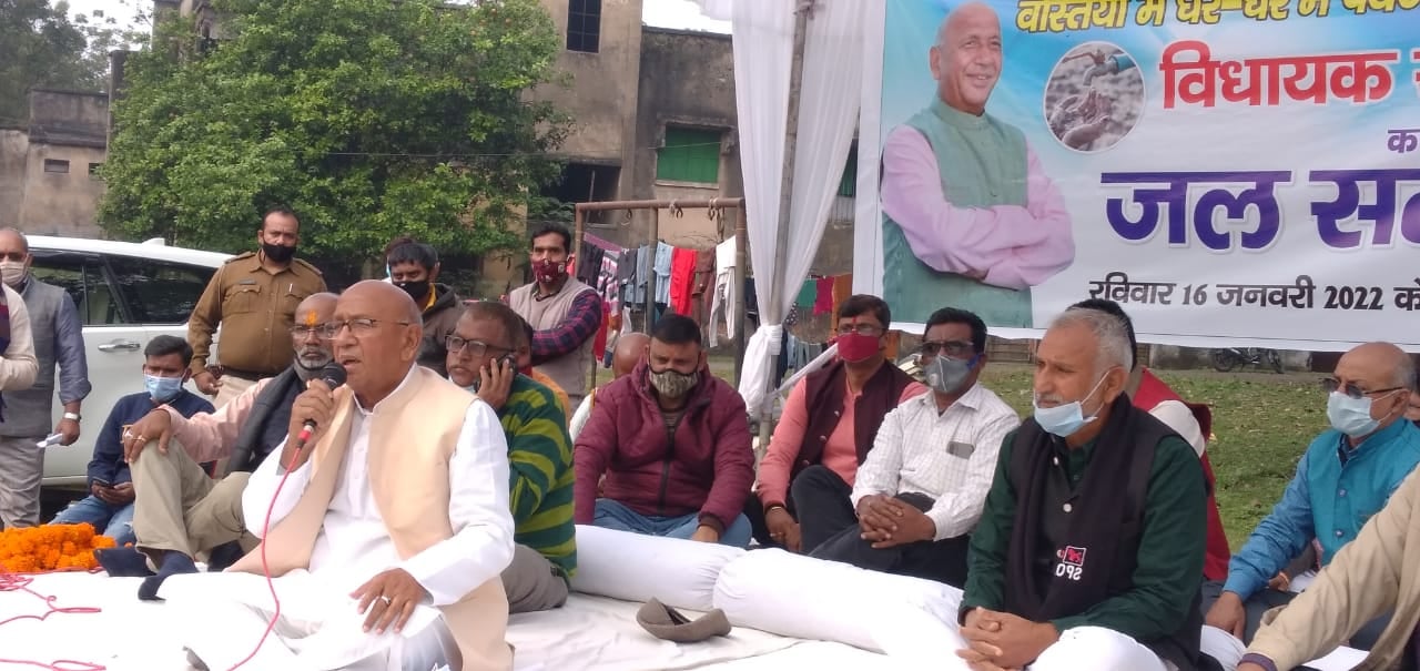 टाटा स्टील युटिलिटीज की वादाखिलाफी के खिलाफ जलसत्यग्रह अभियान की हुई शुरुआत