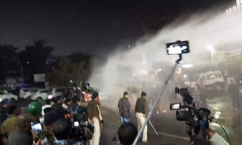 आंदोलन कर रहे छात्रों पर पानी की बौछार और चली लाठी!कौन सुनेगा BPSC अभ्यर्थियों  का दर्द