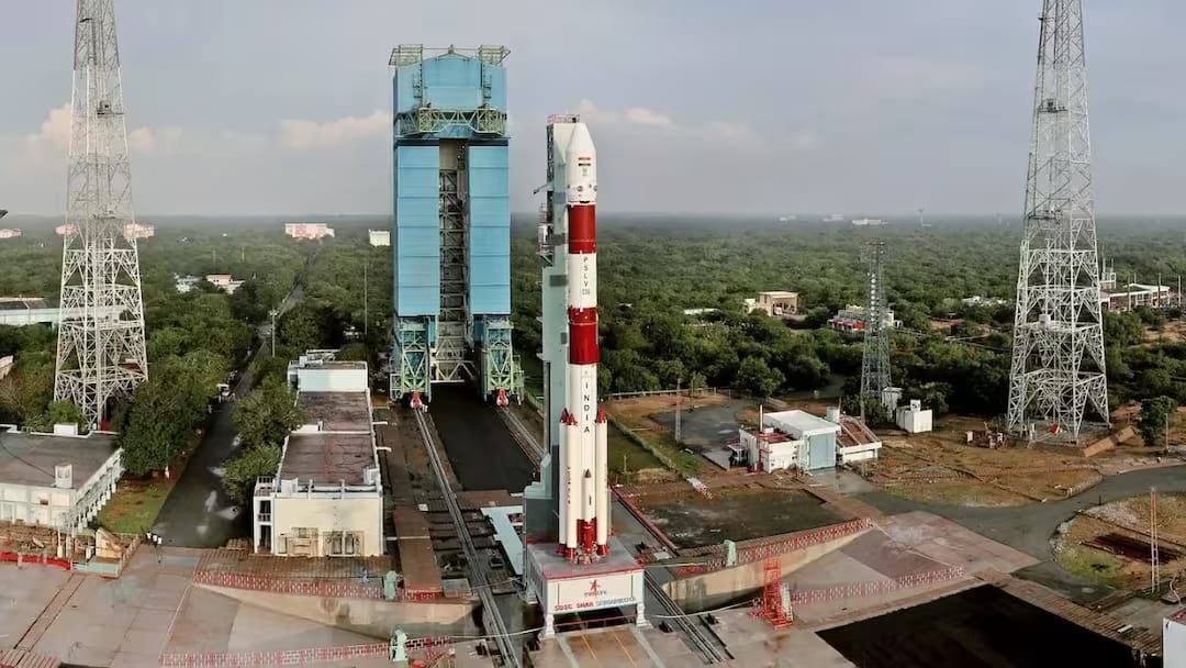 ISRO ने रचा इतिहास, जानिए किस प्रकार से दो सैटेलाइट को अंतरिक्ष में जोड़ने में सफलता पाई