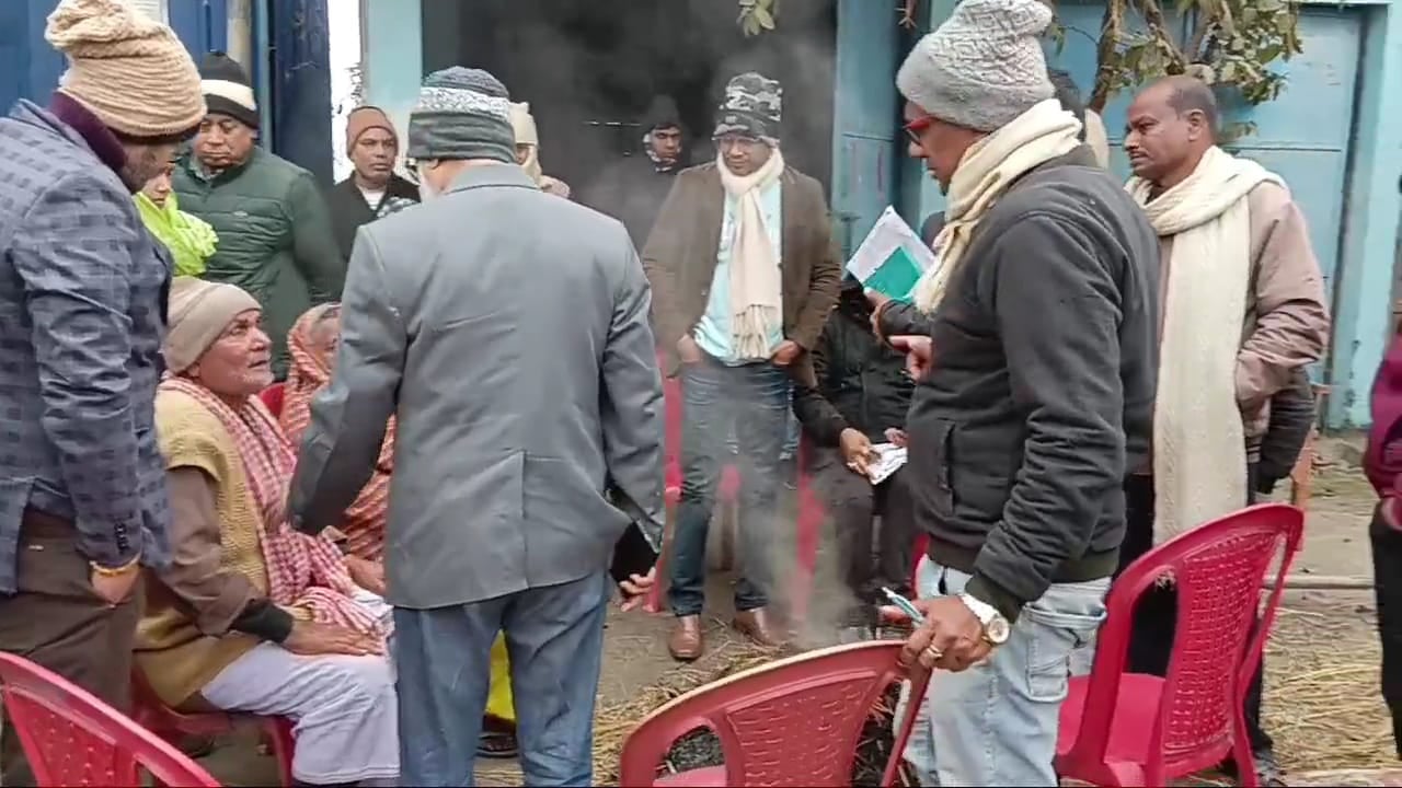 बिहार: संदिग्ध स्थिति में 5 लोगों की मौत, परिजनों ने आनन फानन में किया  दाह संस्कार।