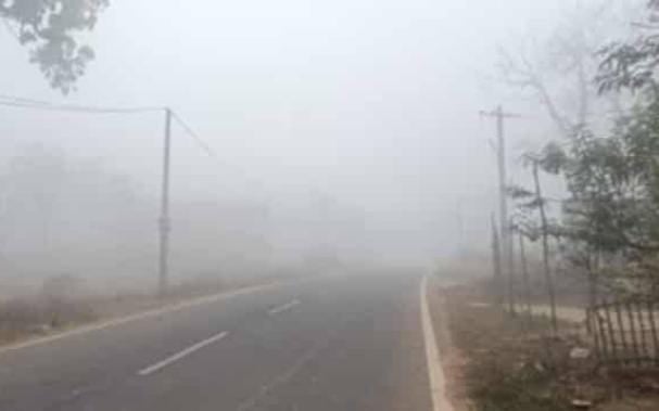 Jharkhand Weather: दिन में  तापमान बढ़ने से मिली राहत, शाम होते ही बढ़ जाती है ठिठुरन, जानिए आपके जिले का हाल