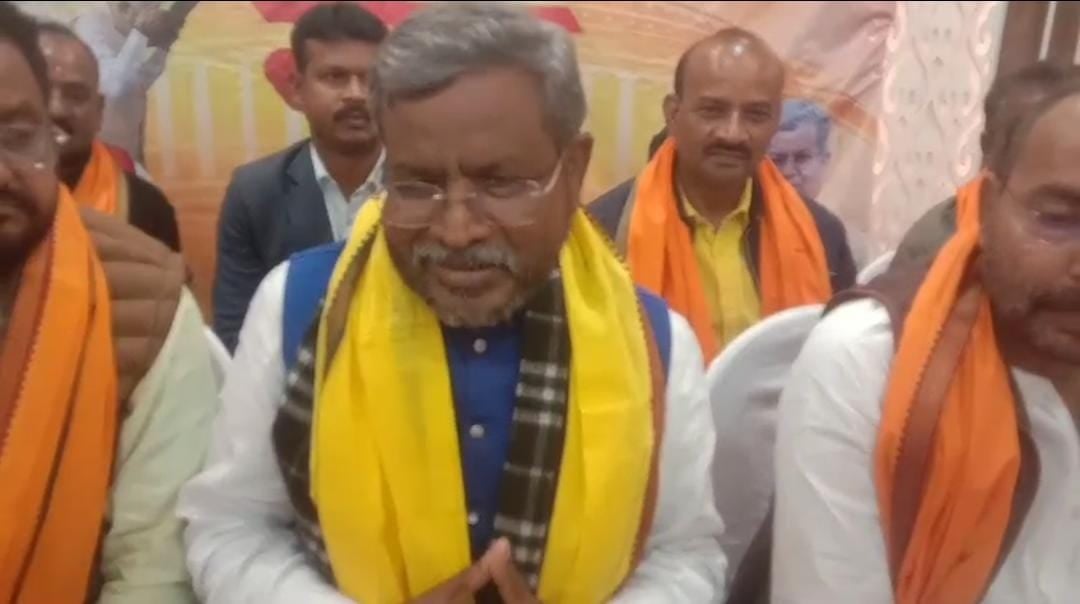 बाबूलाल का कांग्रेस पर तंज, कहा - संविधान से छेड़छाड़ करने वाले आजकल संविधान बचाने निकले हैं, देखिए और क्या कहा