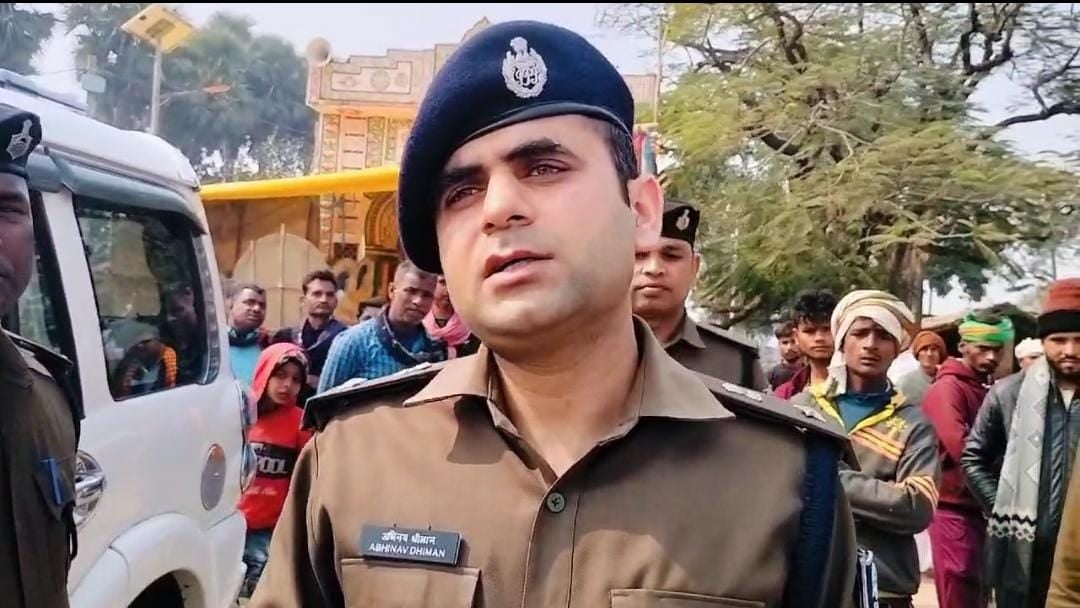 नवादा में दिनदहाड़े पशु व्यापारी से 19 लाख की लूट, अपराधियों ने फायरिंग कर व्यापारी को किया घायल, जांच में जुटी पुलिस