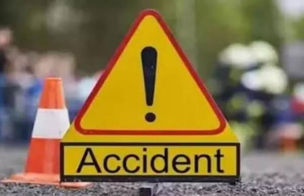 Bihar Breaking: जमुई में भीषण सड़क हादसा, ट्रैक्टर पलटने से तीन की  दर्दनाक मौत, चार की हालत नाजुक