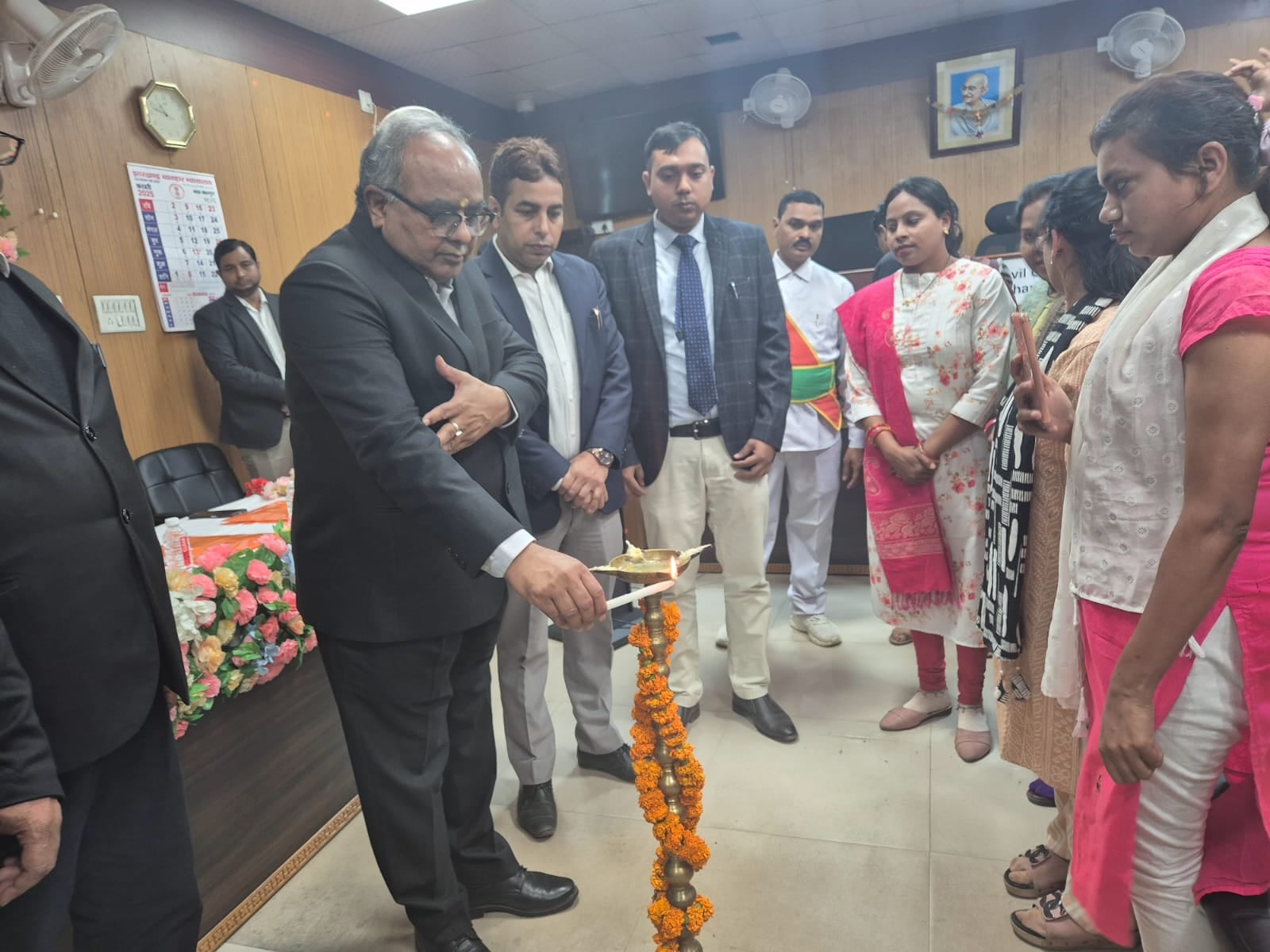 अब घर बैठे कर सकेंगे केस फाइल और जान सकेंगे मुकदमों की स्थिति, जानिए कैसे