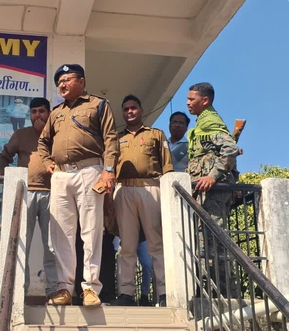 मैट्रिक-इंटर परीक्षा को लेकर कई कोचिंग संस्थानों में रेड, ली गई तलाशी