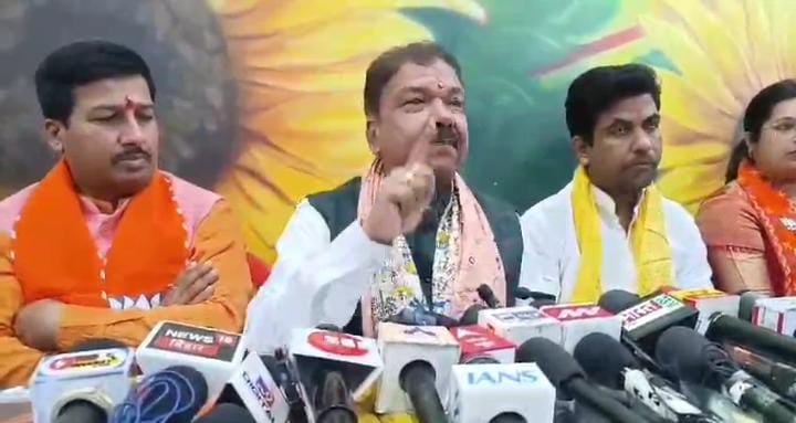 Bihar Politisc:लालू यादव कोई तांत्रिक नहीं जो कोई जादू टोना करेंगे, अब उनकी कहानी खत्म हो चुकी है- दिलीप कुमार जायसवाल