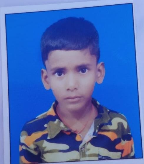 हाजीपुर: दिल्ली स्टेशन पर हुए भगदड़ में बिहार के 13 वर्षीय मासूम की भी  मौत, सूचना से गांव में पसरा मातम, परिजन शव का कर रहे है इंतजार