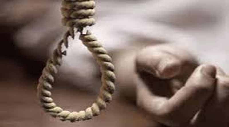 Breaking: पलामू में कस्तूरबा विद्यालय की लेखापाल ने फांसी लगाकर की आत्महत्या, जांच में जुटी पुलिस