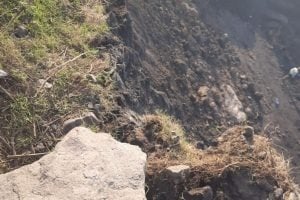 Dhanbad : ओवरबर्डेन के मलवा में दब पिता की मौत, बेटी घायल, पढ़िए-कहां और कैसे घटी घटना !