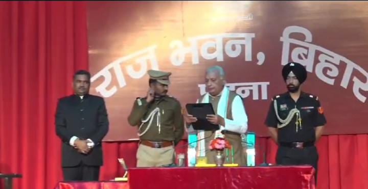 Bihar Politisc: नीतीश कैबिनेट में बीजेपी कोटे से 7 विधायकों ने ली मंत्री पद की शपथ, पढ़ें उनके नाम