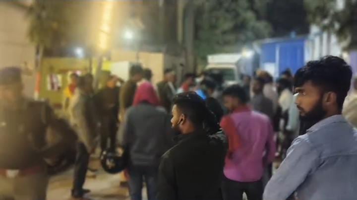 Crime News: बेगूसराय में बदमाशों ने एक व्यक्ति को मारी गोली, इलाज के दौरान मौत, पढ़ें क्यों दिया गया घटना को अंजाम