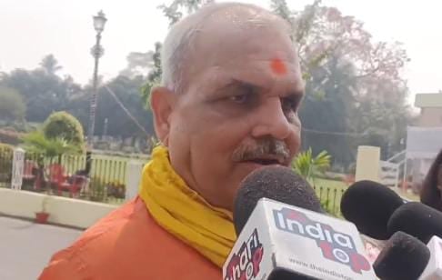 होली और जुम्मे पर गरमाई बिहार की राजनीति, बीजेपी विधायक के विवादित बयान पर जदयू ने झाड़ा पल्ला, तो राजद नेता ने कह दी ये बात