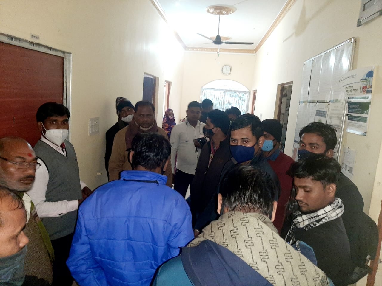 बेखौफ अपराधी : दिनदहाड़े धनबाद में ऑफिस में घुस कर ढाई लाख की लूट