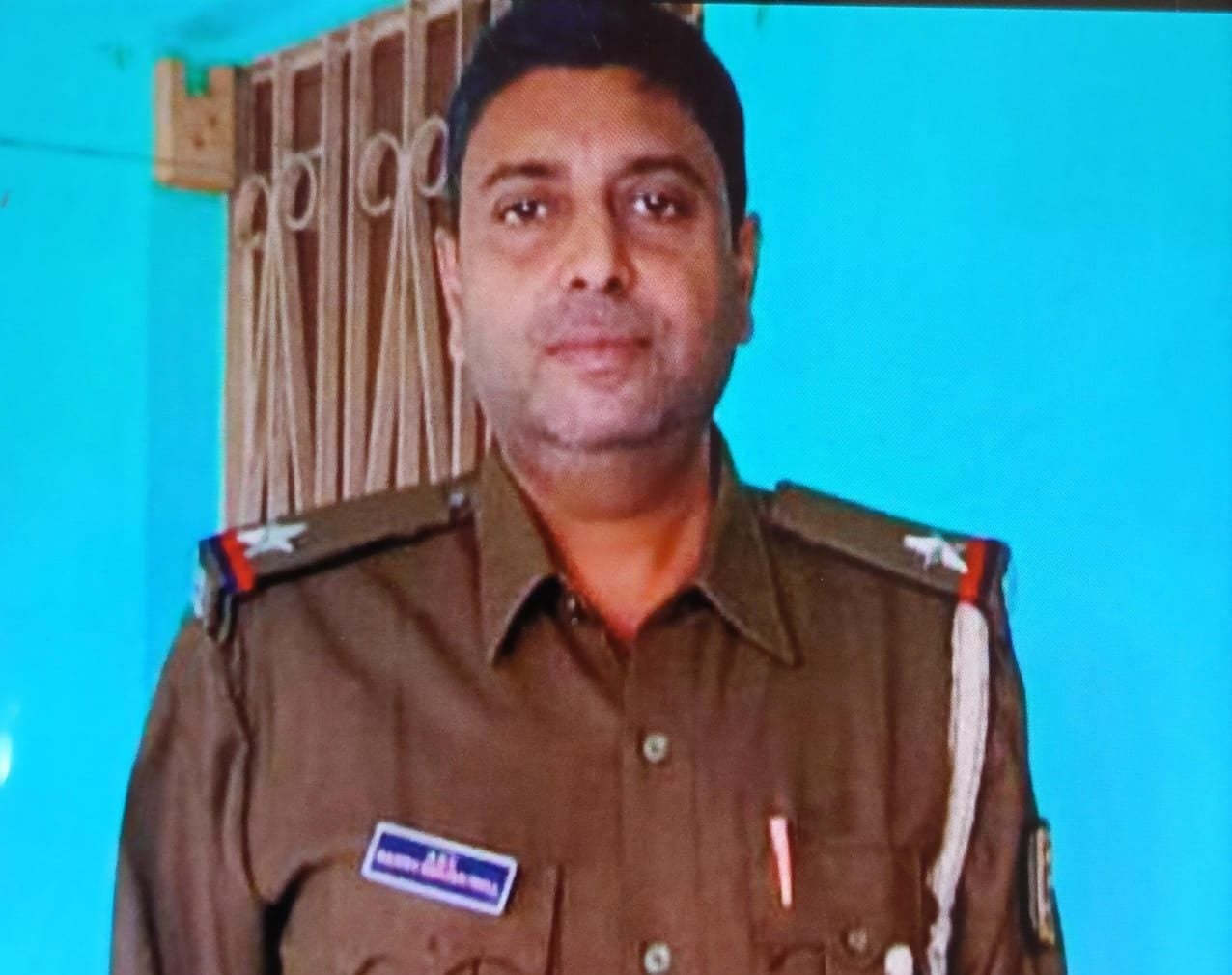 बिहार: अपराधी को गिरफ्तार करने गई पुलिस टीम से ग्रामीणों की झड़प, हमले में दरोगा की मौत