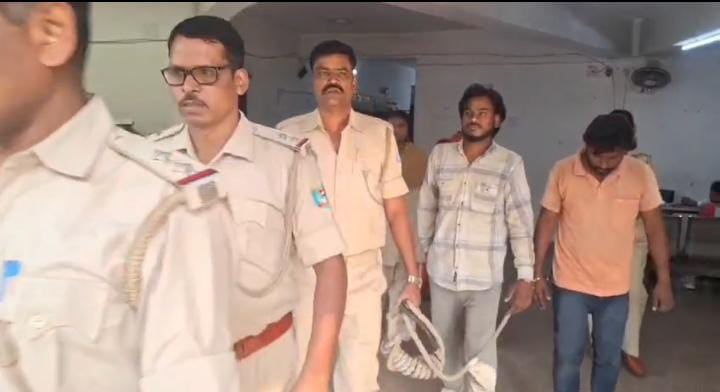 Crime News Jamshedour: परसुडीह में हुए संजय सिन्हा हत्याकांड का खुलासा, पुलिस ने तीन महिला समेत 6 को भेजा जेल