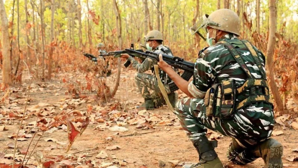 BREAKING : छत्तीसगढ़ के बीजापुर और दंतेवाड़ा में मुठभेड़, मारे गए 18 नक्सली, एक जवान शहीद