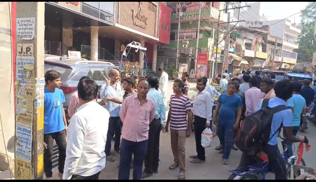 बिहार में बदमाशों के हौसले बुलंद, दिनदहाड़े स्कूल जा ही बच्ची को किया अगवा, पढ़ें पूरा मामला