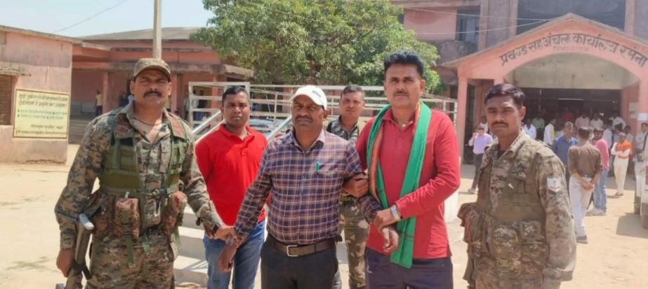 BREAKING : 12 हजार घूस लेते नप गए मनरेगा के BPO, एसीबी ने रंगेहाथों दबोचा